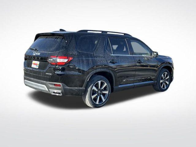 new 2025 Honda Pilot car, priced at $49,900