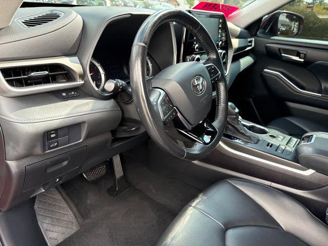 used 2021 Toyota Highlander car, priced at $32,366
