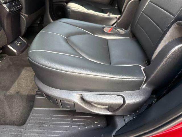 used 2021 Toyota Highlander car, priced at $32,366