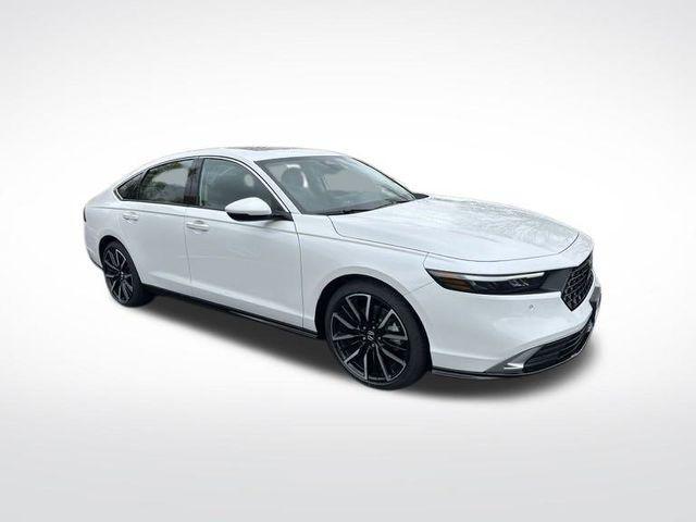 new 2025 Honda Accord Hybrid car, priced at $39,850