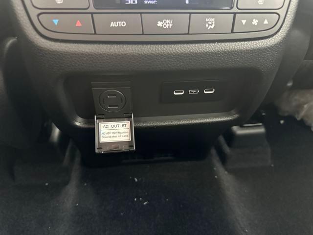 new 2025 Honda Pilot car, priced at $52,500