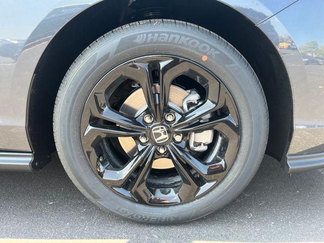 new 2025 Honda Accord car, priced at $30,374