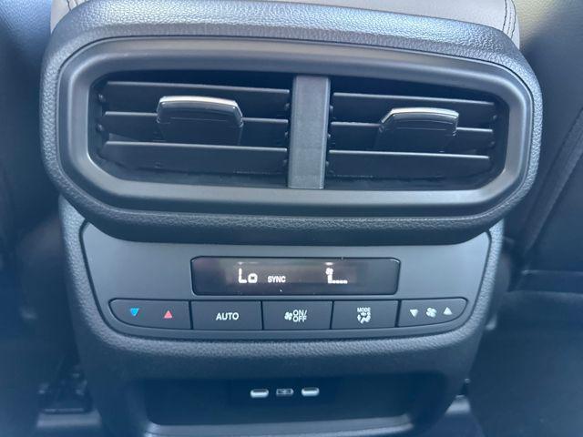 new 2025 Honda Pilot car, priced at $48,350