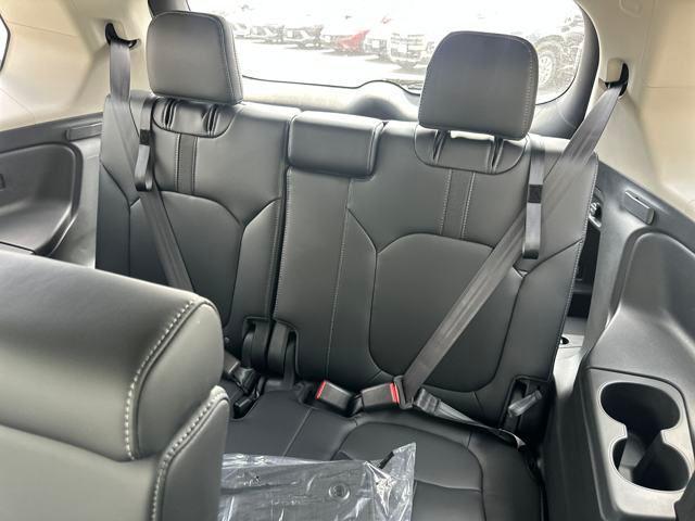 new 2025 Honda Pilot car, priced at $44,750