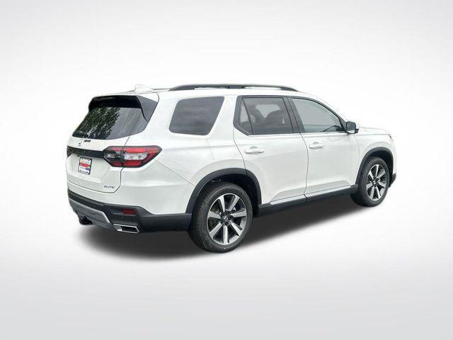 new 2025 Honda Pilot car, priced at $52,287