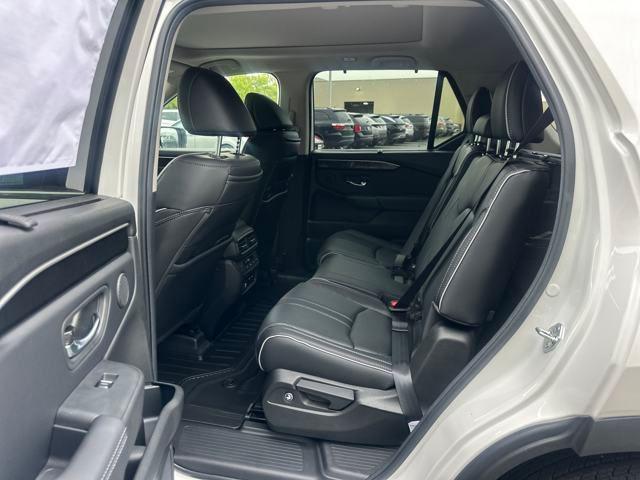 new 2025 Honda Pilot car, priced at $52,287