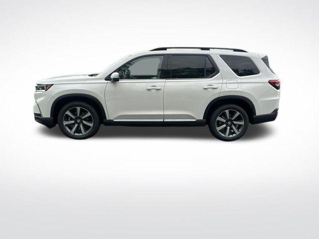new 2025 Honda Pilot car, priced at $52,287