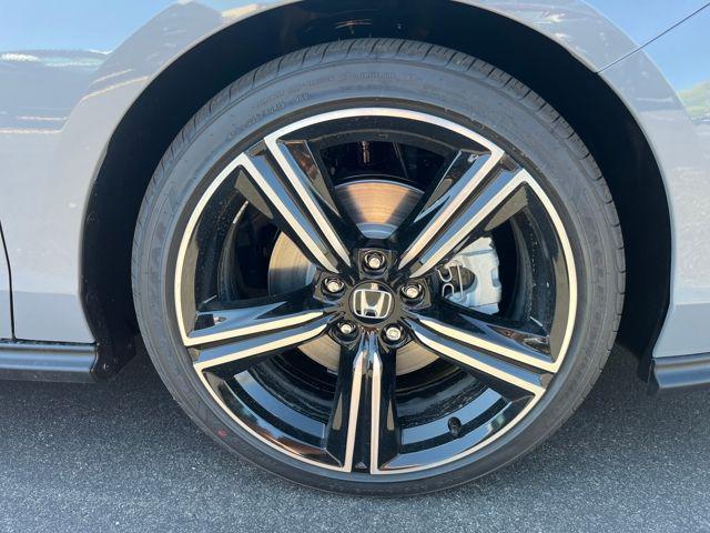new 2025 Honda Accord Hybrid car, priced at $33,755