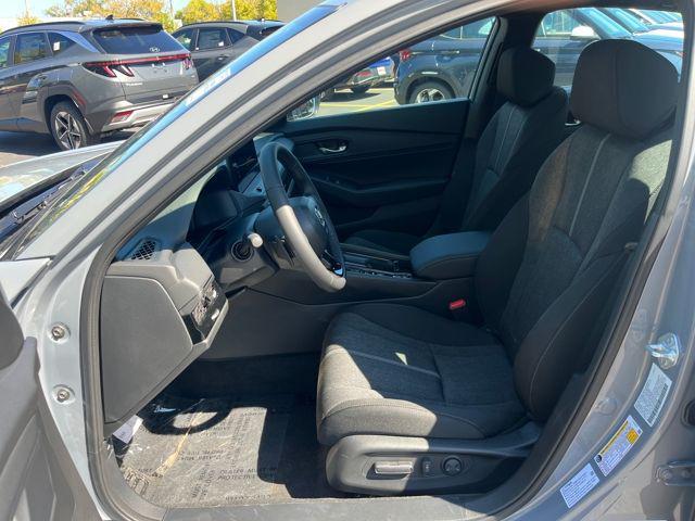 new 2025 Honda Accord Hybrid car, priced at $33,755