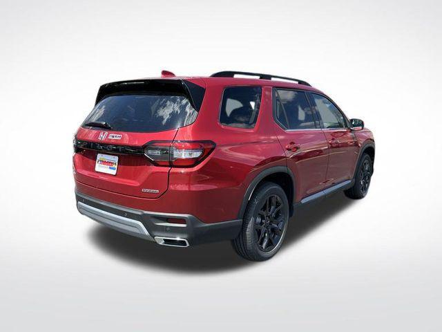 new 2025 Honda Pilot car, priced at $51,900