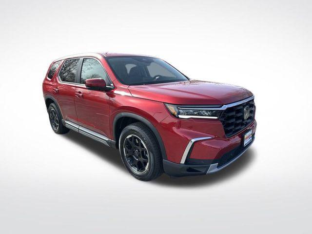 new 2025 Honda Pilot car, priced at $46,434