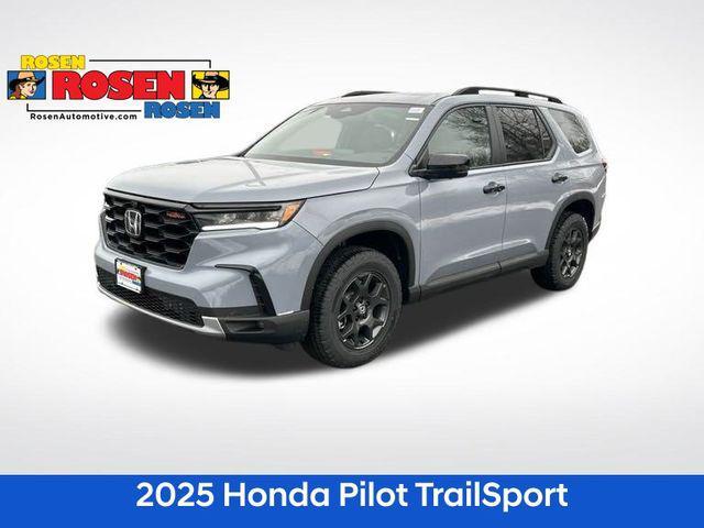 new 2025 Honda Pilot car, priced at $51,250