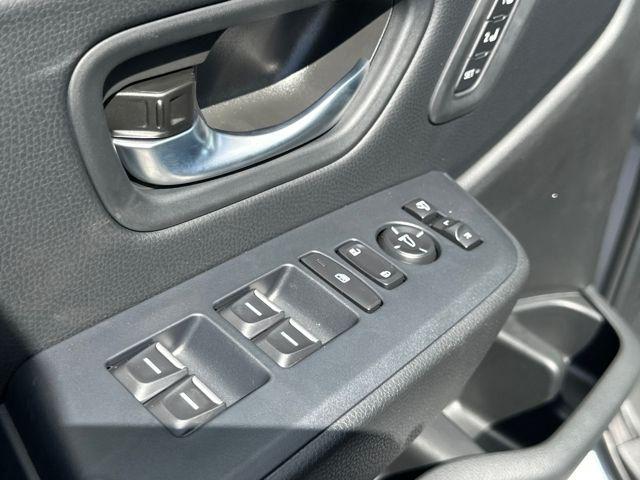 new 2025 Honda Pilot car, priced at $47,932