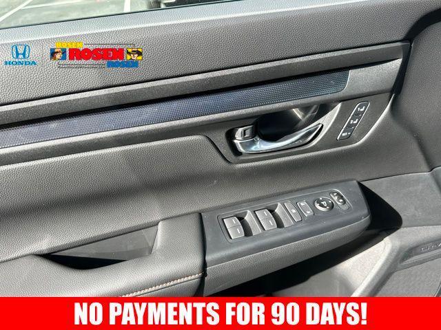 new 2026 Honda CR-V Hybrid car, priced at $39,683