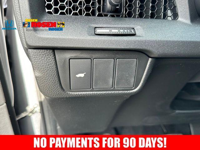 new 2026 Honda CR-V Hybrid car, priced at $39,683