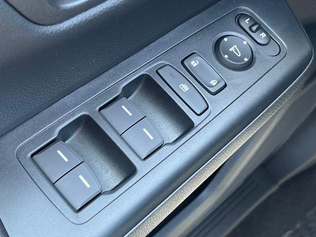 new 2025 Honda CR-V Hybrid car, priced at $39,041