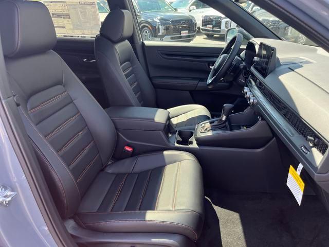 new 2025 Honda CR-V Hybrid car, priced at $39,041