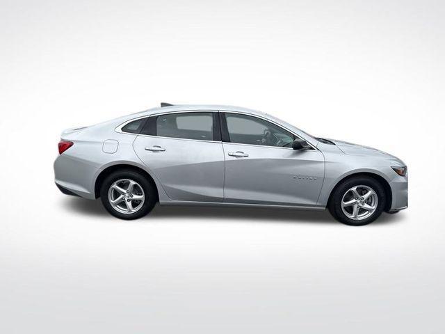 used 2017 Chevrolet Malibu car, priced at $12,915