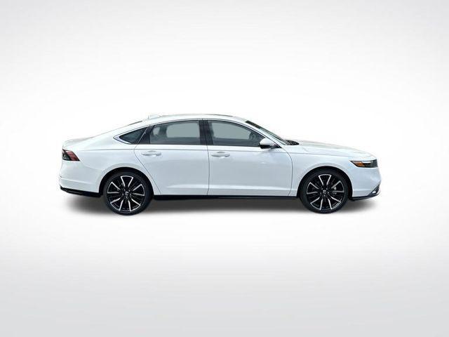 new 2025 Honda Accord Hybrid car, priced at $38,152