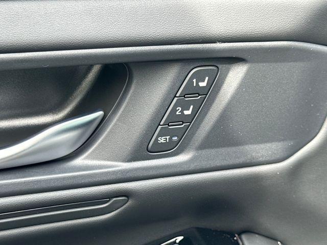 new 2025 Honda Accord Hybrid car, priced at $38,152