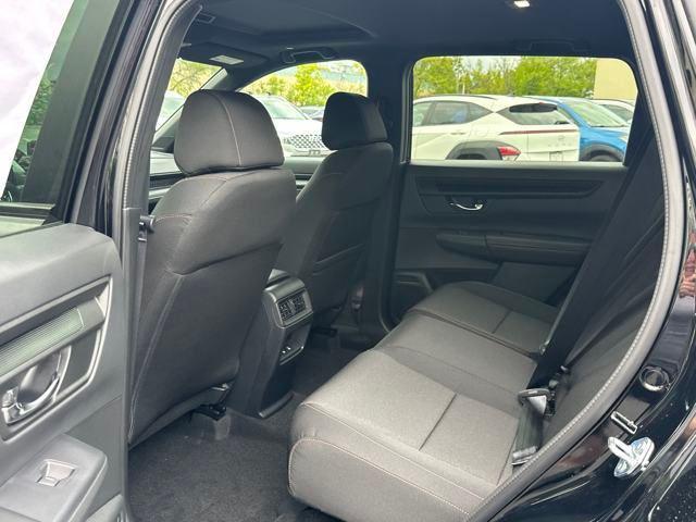 new 2026 Honda CR-V Hybrid car, priced at $37,900