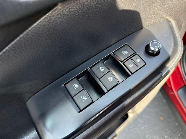 used 2019 Toyota Highlander car, priced at $31,395