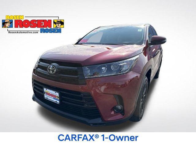 used 2019 Toyota Highlander car, priced at $31,395