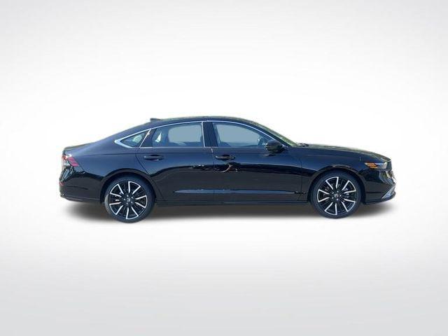 new 2025 Honda Accord Hybrid car, priced at $37,720