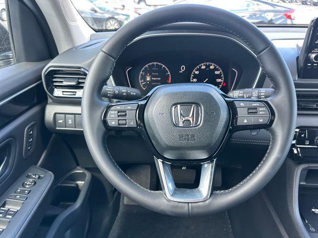 new 2025 Honda Pilot car, priced at $44,915