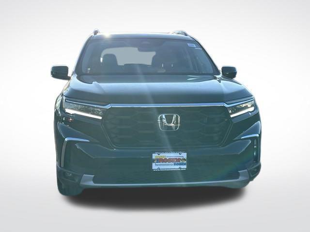 new 2025 Honda Pilot car, priced at $50,500