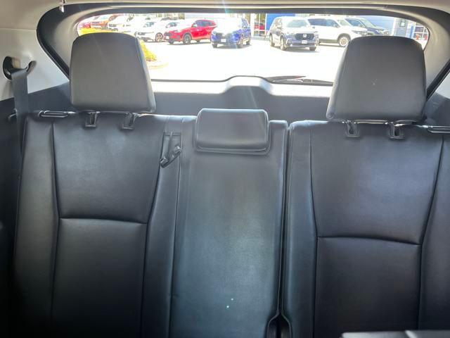 used 2022 Toyota Highlander car, priced at $37,803