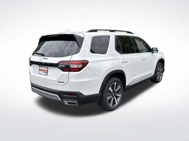 new 2025 Honda Pilot car, priced at $48,429