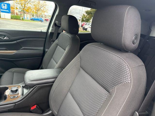 used 2023 GMC Acadia car, priced at $31,409