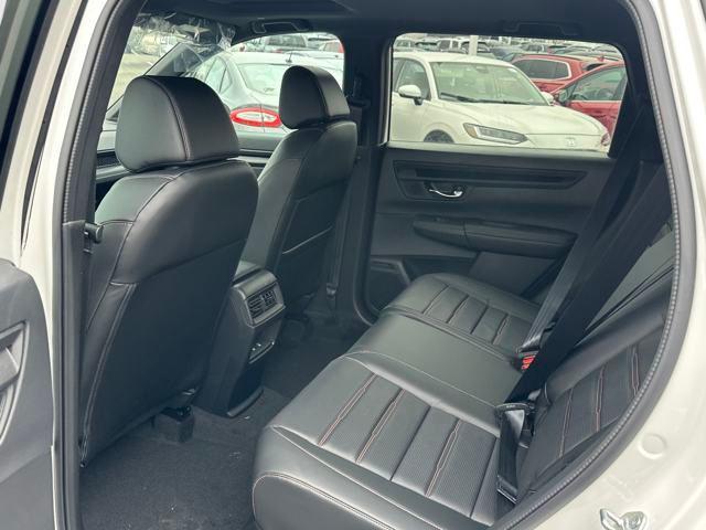 new 2025 Honda CR-V Hybrid car, priced at $39,041