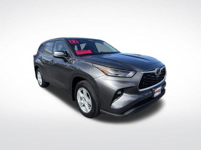 used 2022 Toyota Highlander car, priced at $33,481