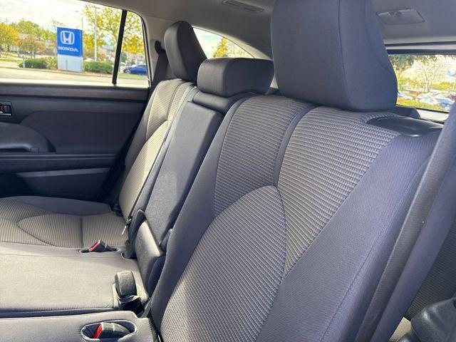used 2022 Toyota Highlander car, priced at $33,481