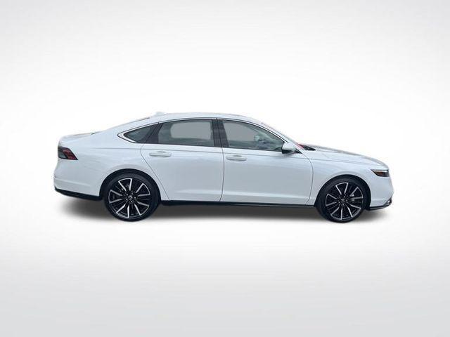 used 2024 Honda Accord Hybrid car, priced at $35,818