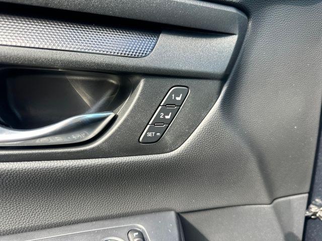 new 2026 Honda CR-V Hybrid car, priced at $39,683