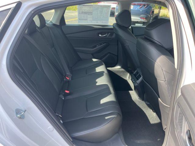 new 2025 Honda Accord Hybrid car, priced at $38,197