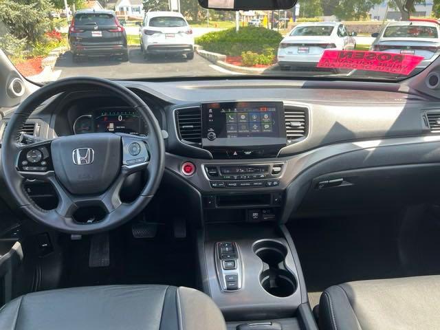 used 2021 Honda Pilot car, priced at $31,116