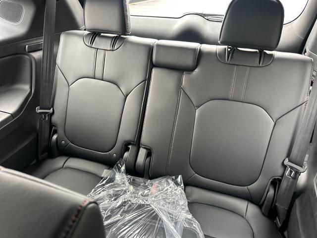 new 2025 Honda Pilot car, priced at $52,992