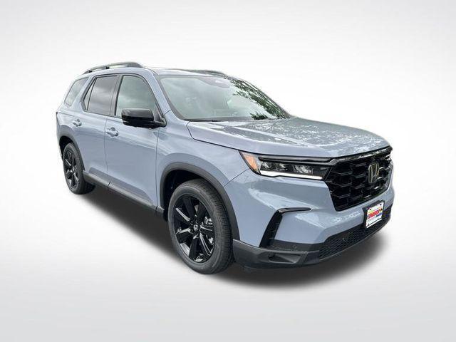 new 2025 Honda Pilot car, priced at $52,992