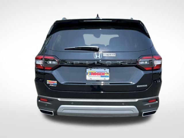 new 2025 Honda Pilot car, priced at $47,231