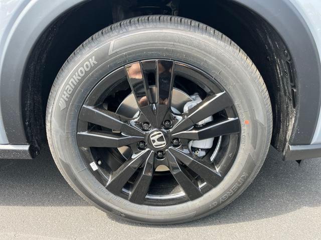 new 2026 Honda HR-V car, priced at $30,042