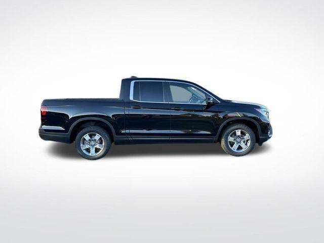 new 2025 Honda Ridgeline car, priced at $42,900