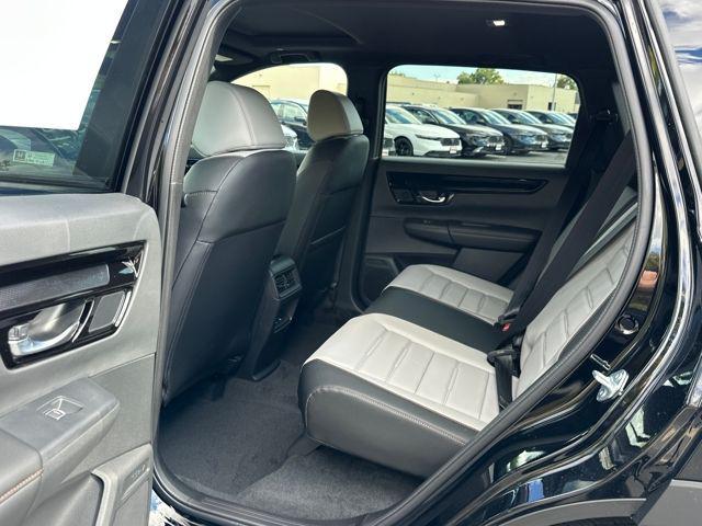 new 2026 Honda CR-V Hybrid car, priced at $40,758