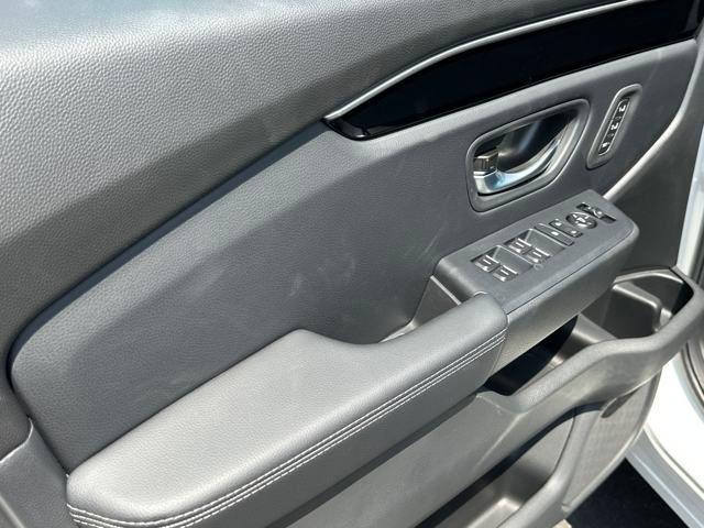new 2025 Honda Pilot car, priced at $44,750