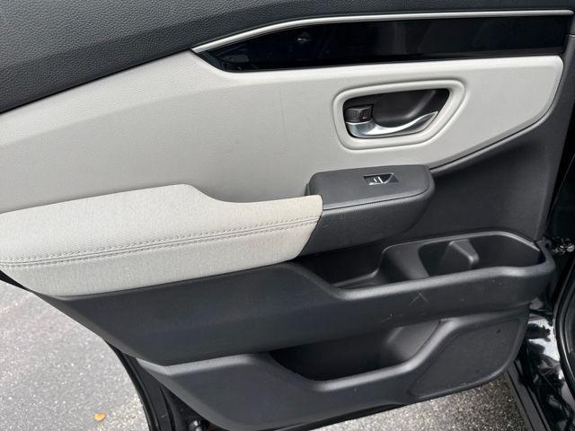 used 2023 Honda Pilot car, priced at $36,150