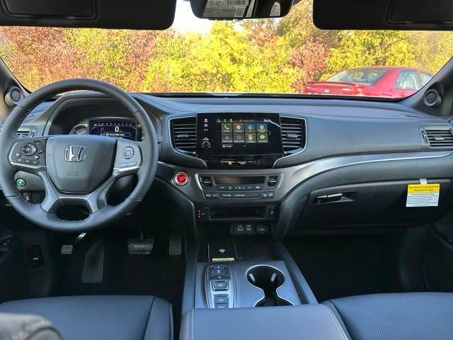 new 2025 Honda Passport car, priced at $43,250