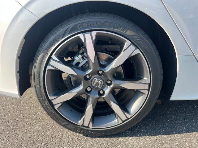 new 2026 Honda Civic Hybrid car, priced at $33,147